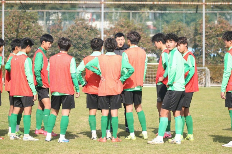  浙江U18、U16兩隊(duì)已前往日本橫濱和琦玉，進(jìn)行為期約10天的拉練