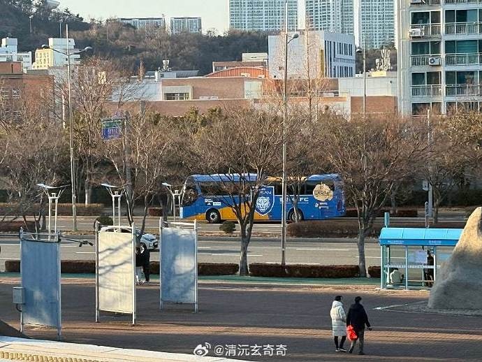  泰山隊退賽！博主：蔚山的大巴已經抵達球場，隨后又開了回去