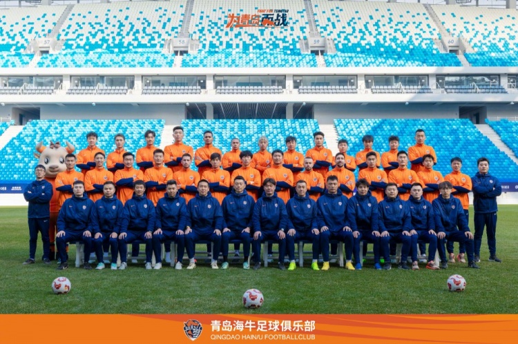  青島海牛一線隊名單：老將鄭龍、薩里奇坐鎮(zhèn)，金洋洋等新援在列