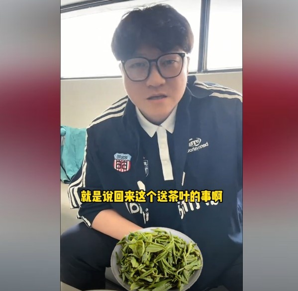  趙鵬：不太清楚賈秀全要球員買茶葉的段子，但這在現(xiàn)實中也正常