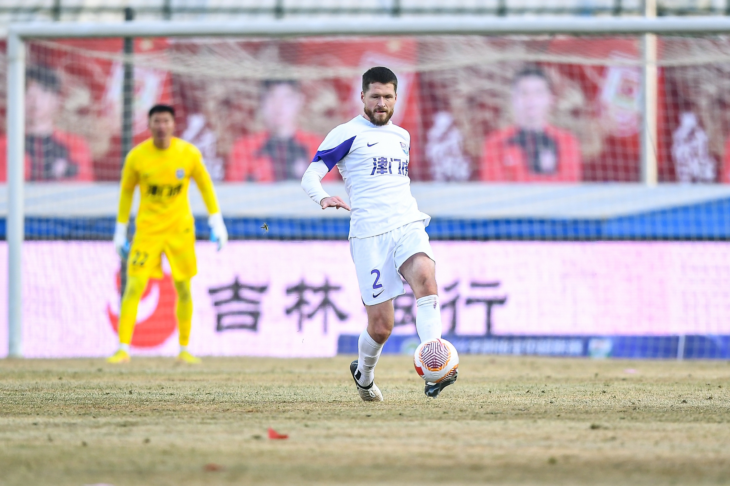  津門虎舊將亞冠對(duì)決格蘭特勝出，津媒：他離開津門虎因存?zhèn)‰[患
