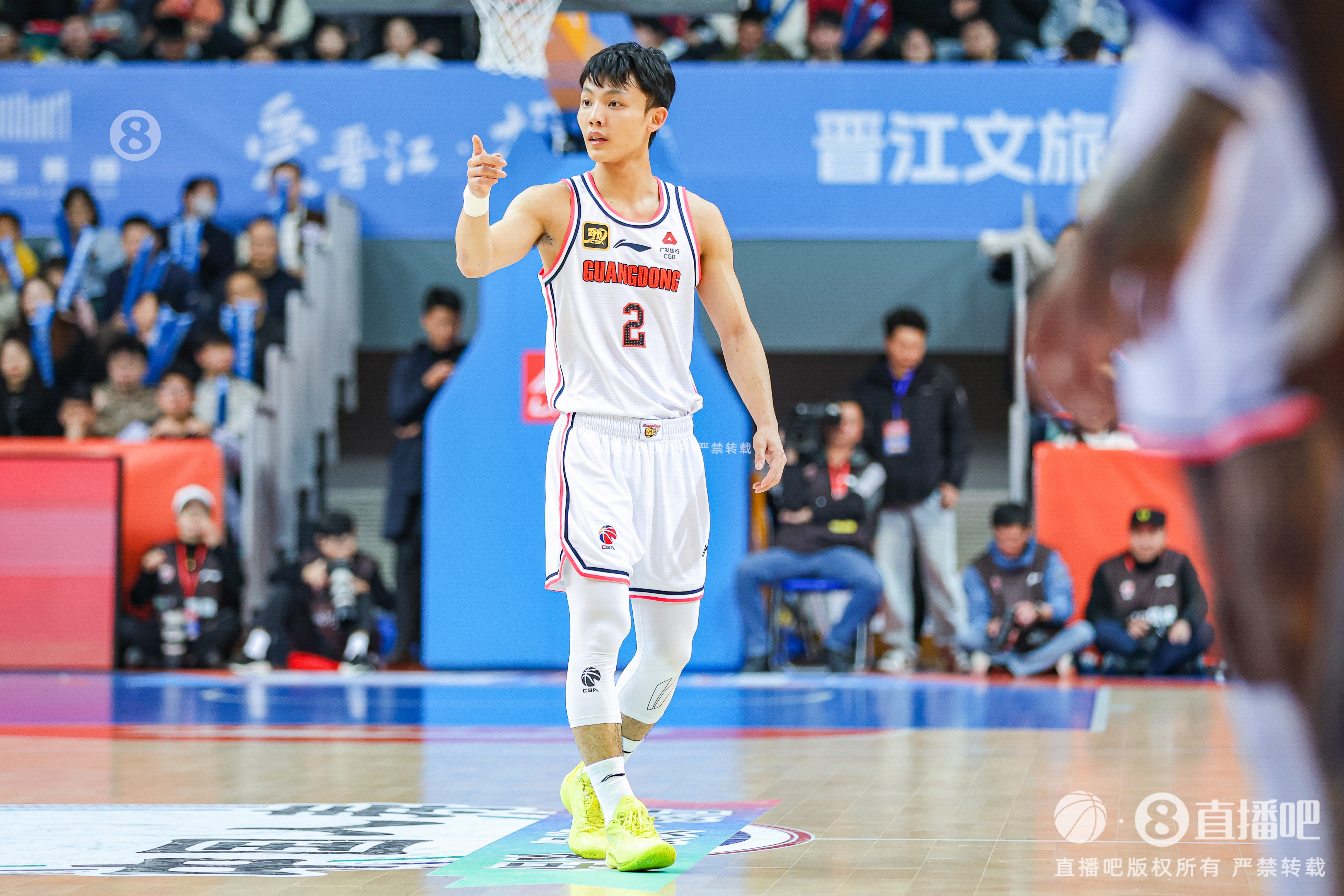  徐杰：身高不是打籃球的唯一標準 努力、勤奮、自律也是天賦